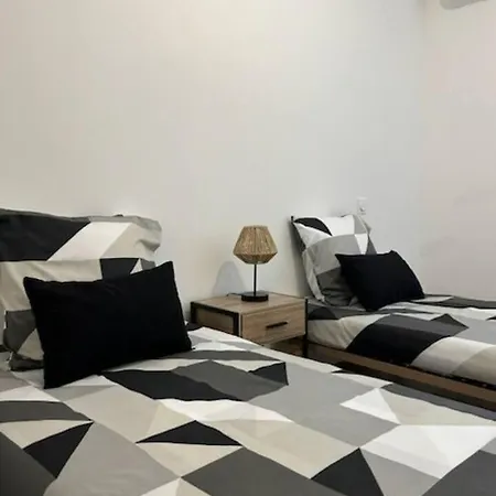 Appartement Jacuzzi Narbonne Buitenkant foto
